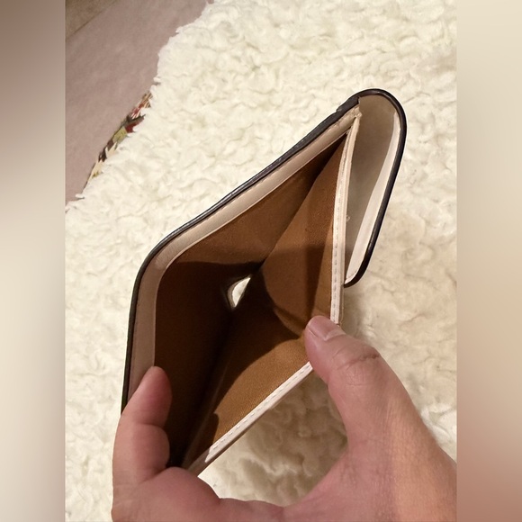 Coach Women's Wallet in Cream and Tan - Picture 6 of 7